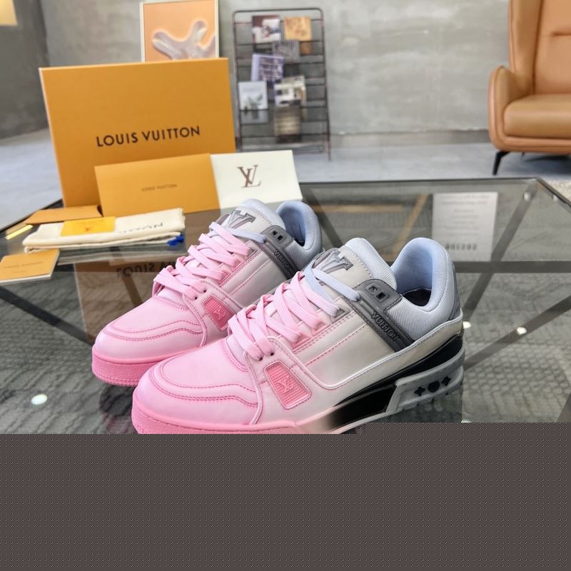 l**is V*t*n sneakers